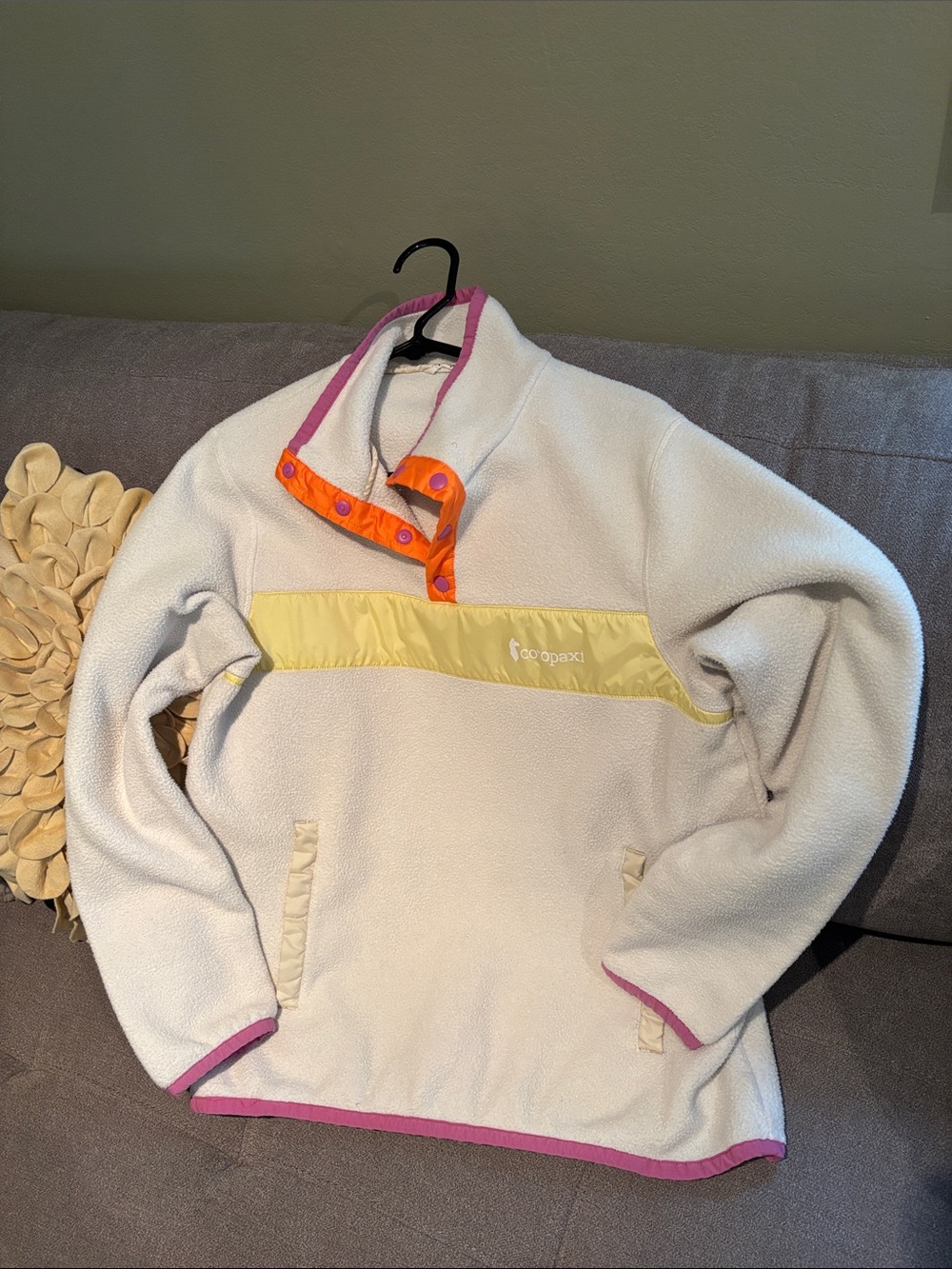 cotopaxi White Fleece Pullover with Yellow Panel and Pink Trim